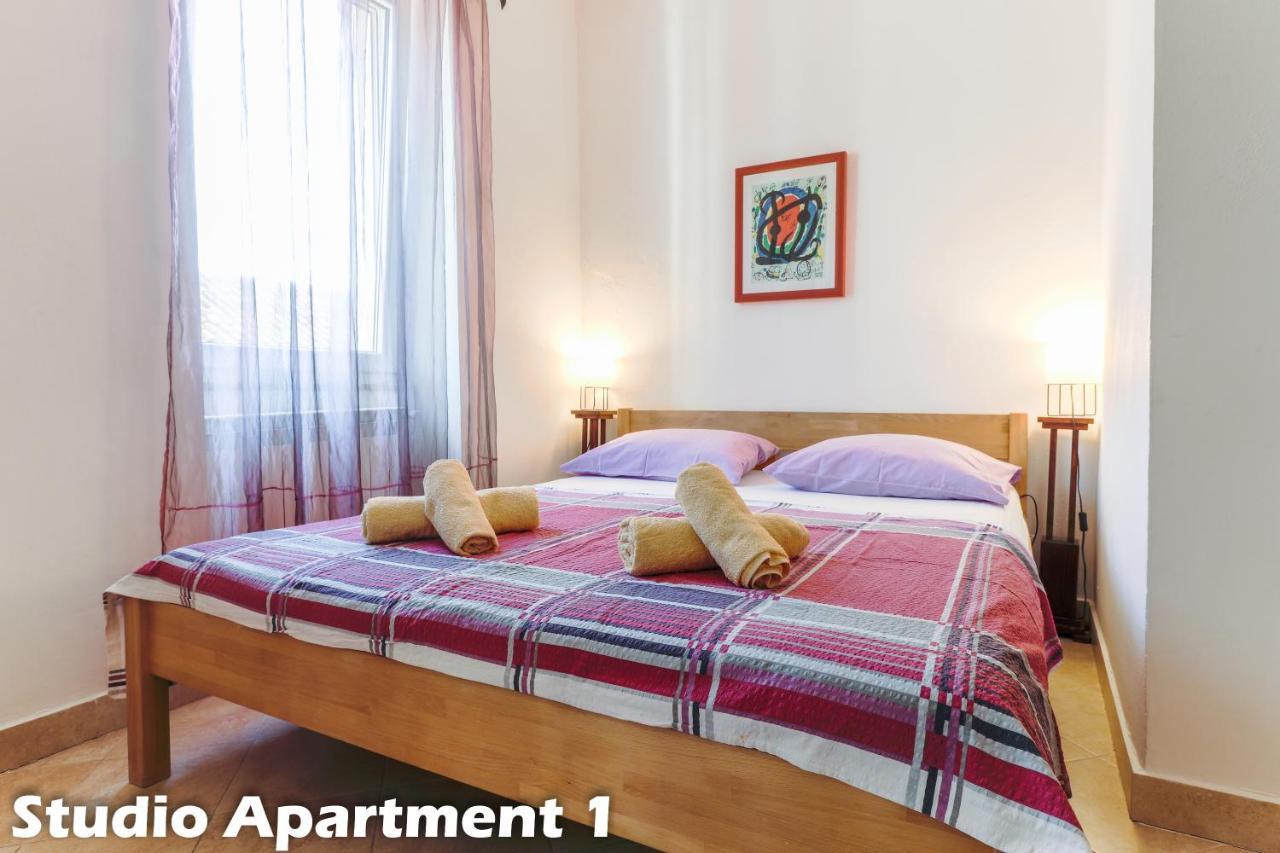 Art Apartments Vrsar Exterior foto